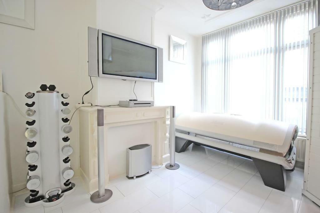 White Luxury Penthouse In City Centre Amsterdam Buitenkant foto