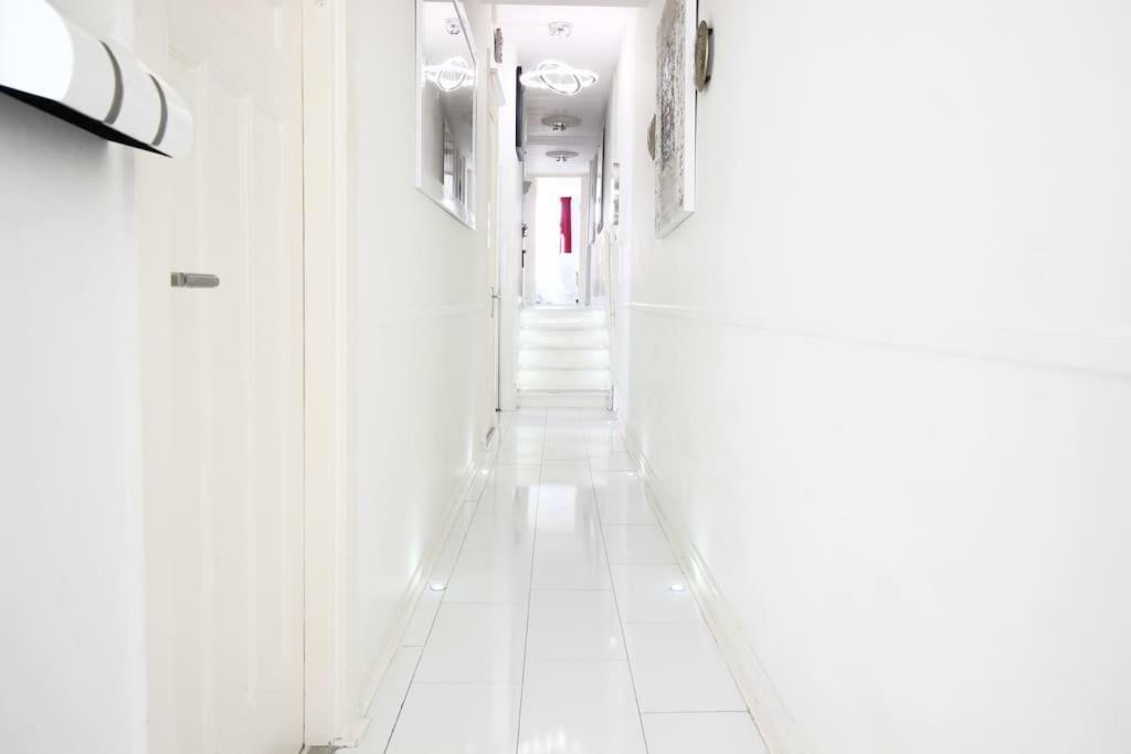 White Luxury Penthouse In City Centre Amsterdam Buitenkant foto