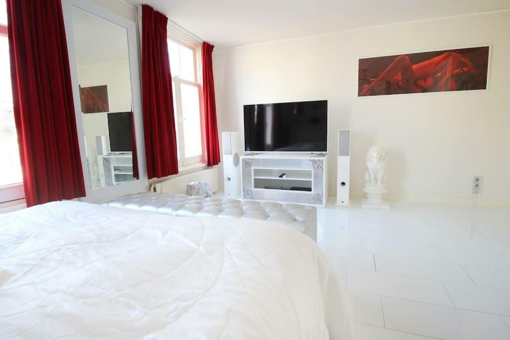 White Luxury Penthouse In City Centre Amsterdam Buitenkant foto