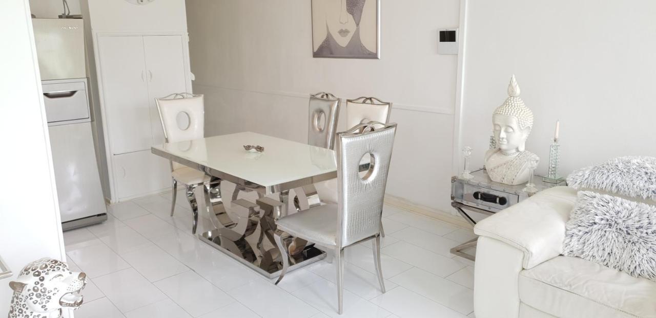 White Luxury Penthouse In City Centre Amsterdam Buitenkant foto